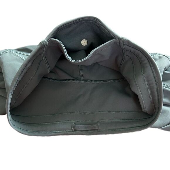 Lululemon X Barry’s Train Times 7/8 Legging Size 4 - Picture 8 of 13